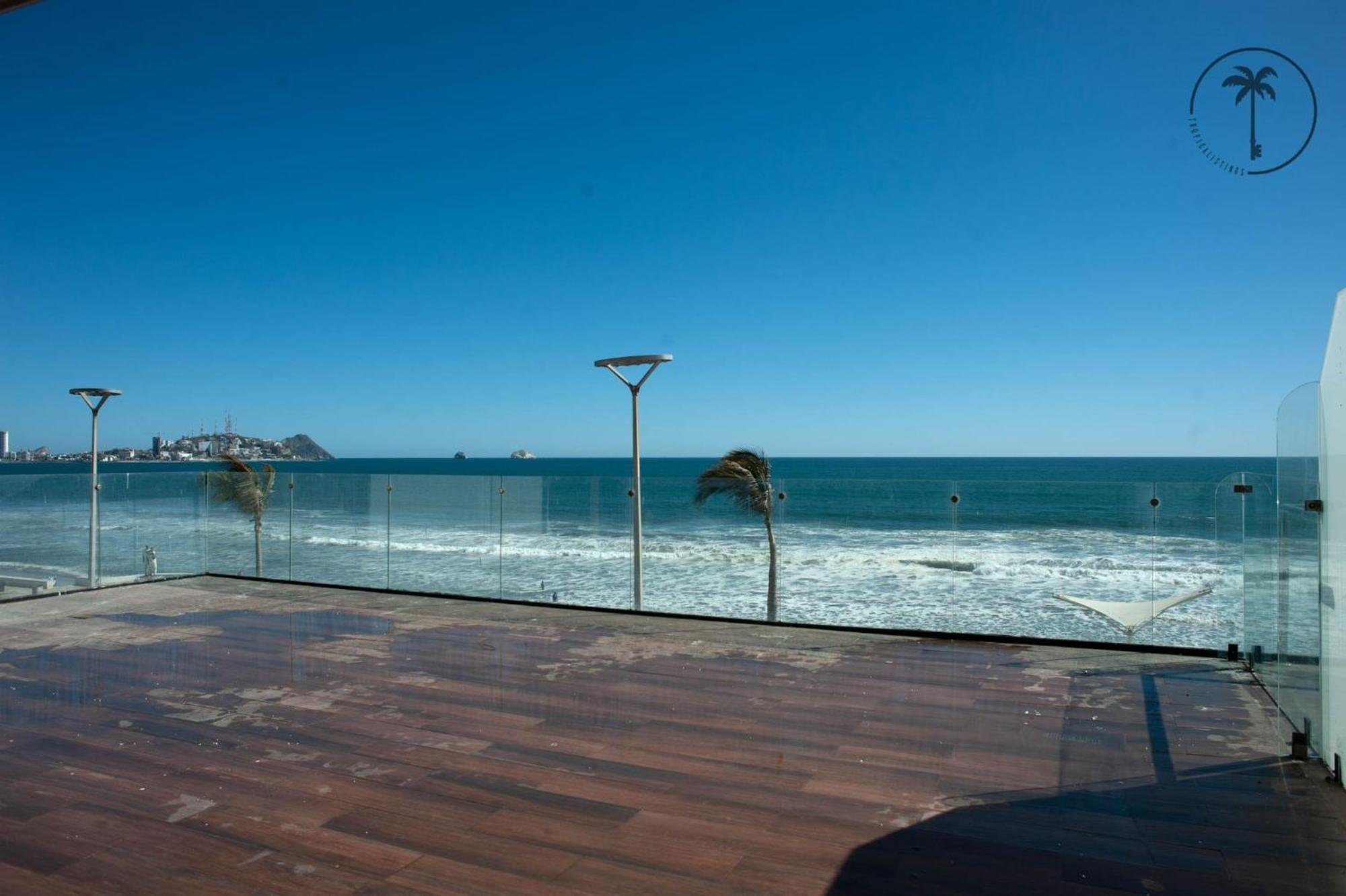 Stylish Apt. W/ Rooftop, Infinity Pool & Sea View Apartamento